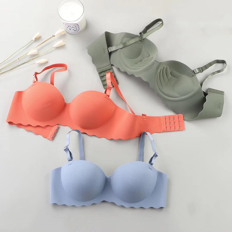 Dunne naadloze damesbeha uit é - Sleep Bra Bralette recensie en prijs
